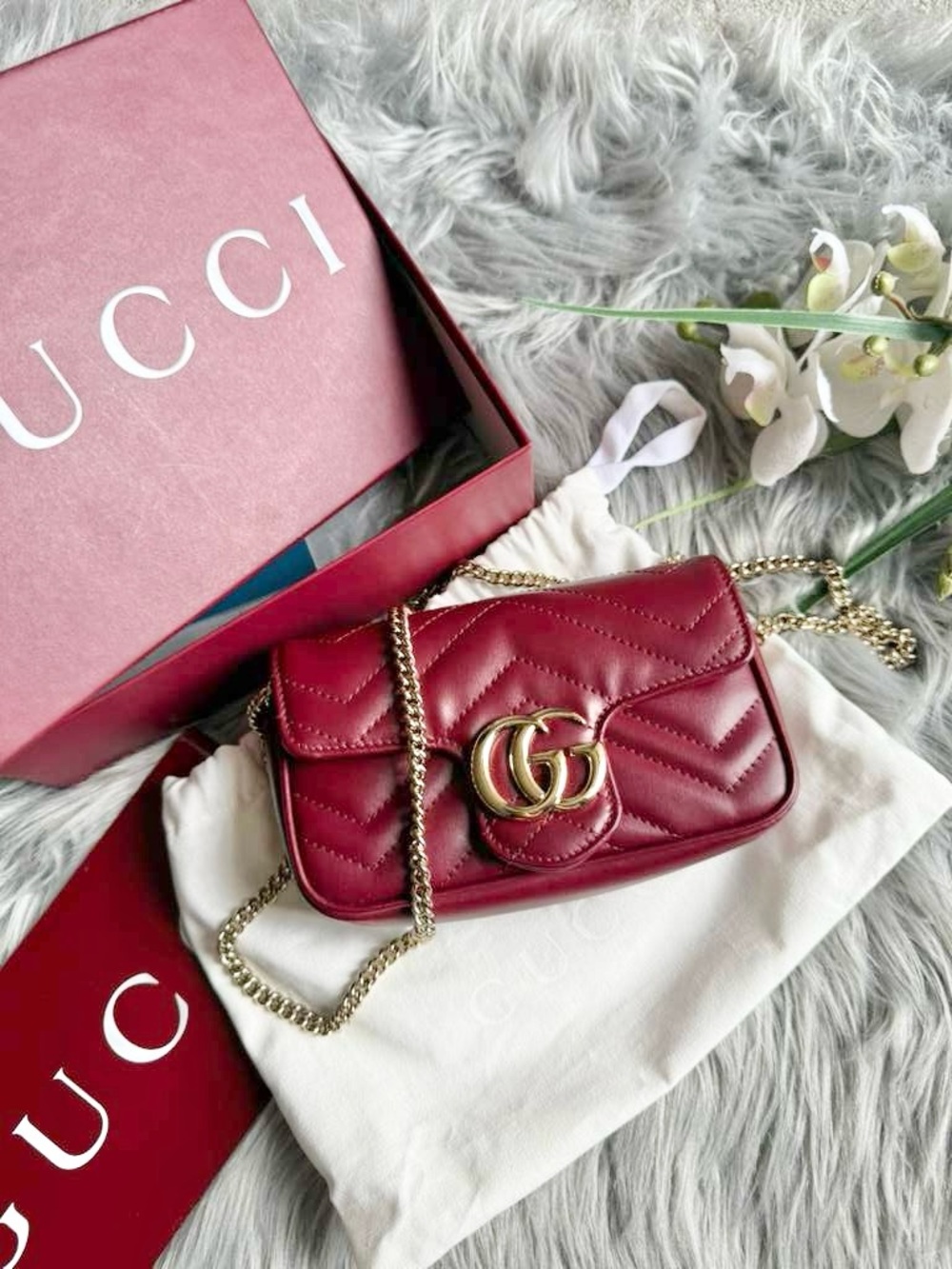 Authentic Gucci GG marmont mini crossbody bag